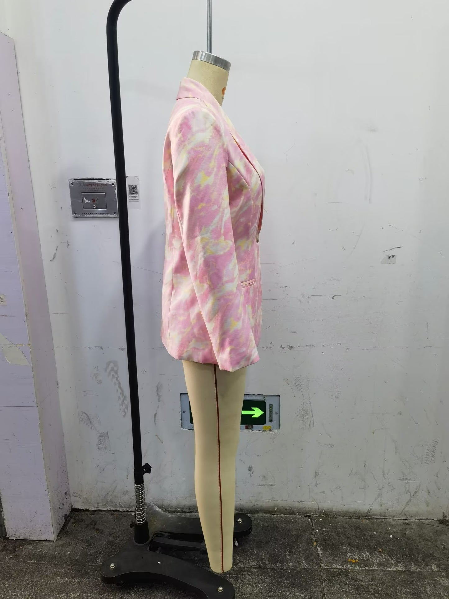 Green Collar Blazer Graffiti Printed