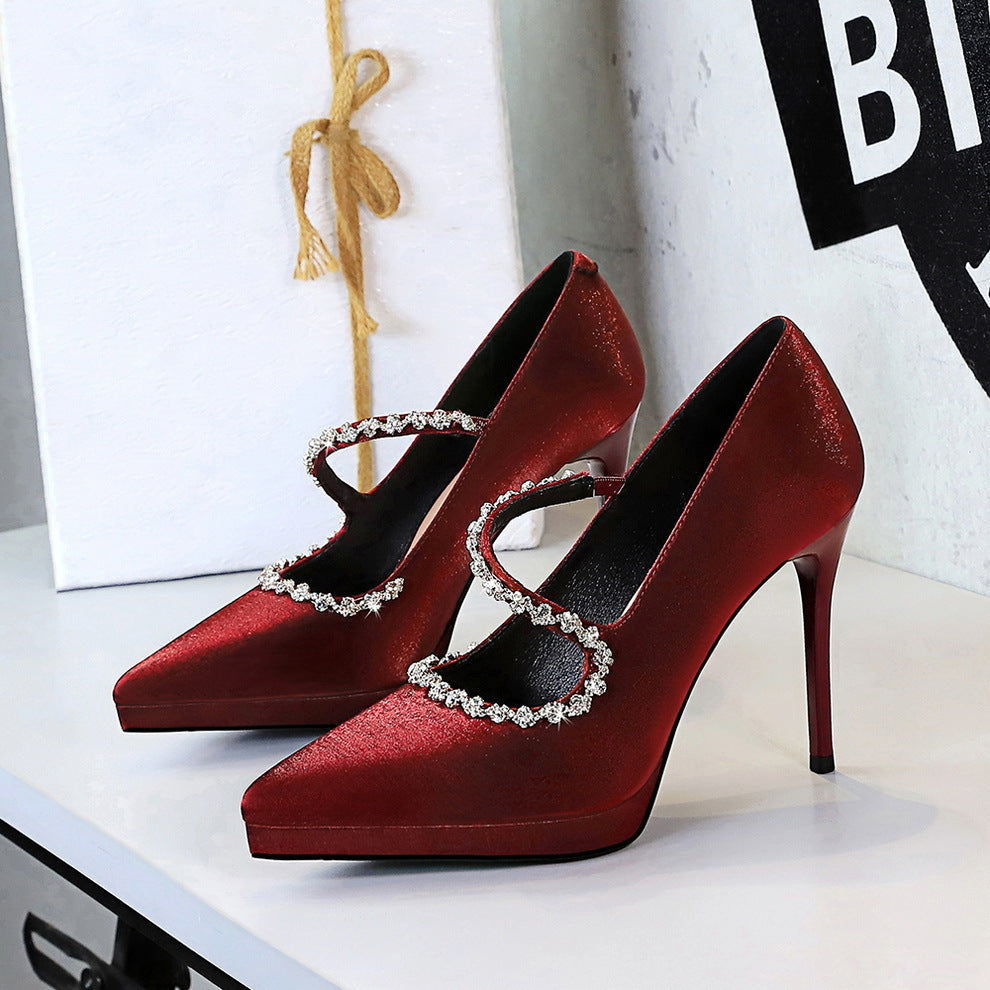 Cocktail Pointed High Heels Women Diamond Chain Ankle Strap Stilettos Pumps Shallow Mouth Sexy Women Shoes