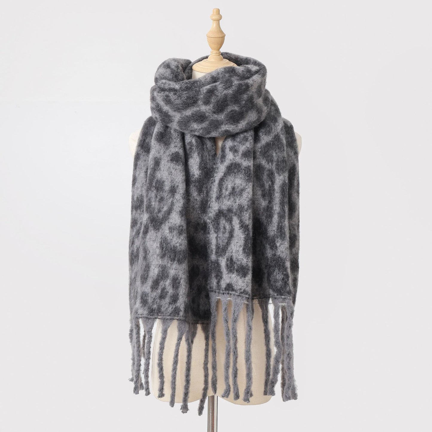 Autumn Winter Leopard Print Tassel Scarf Women Warm All Matching Shawl High Sense Fringe Bib