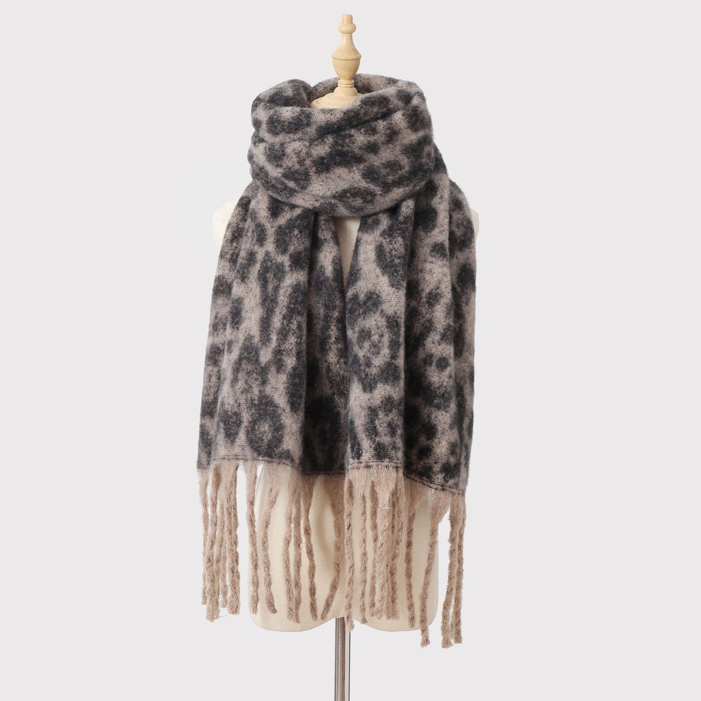 Autumn Winter Leopard Print Tassel Scarf Women Warm All Matching Shawl High Sense Fringe Bib