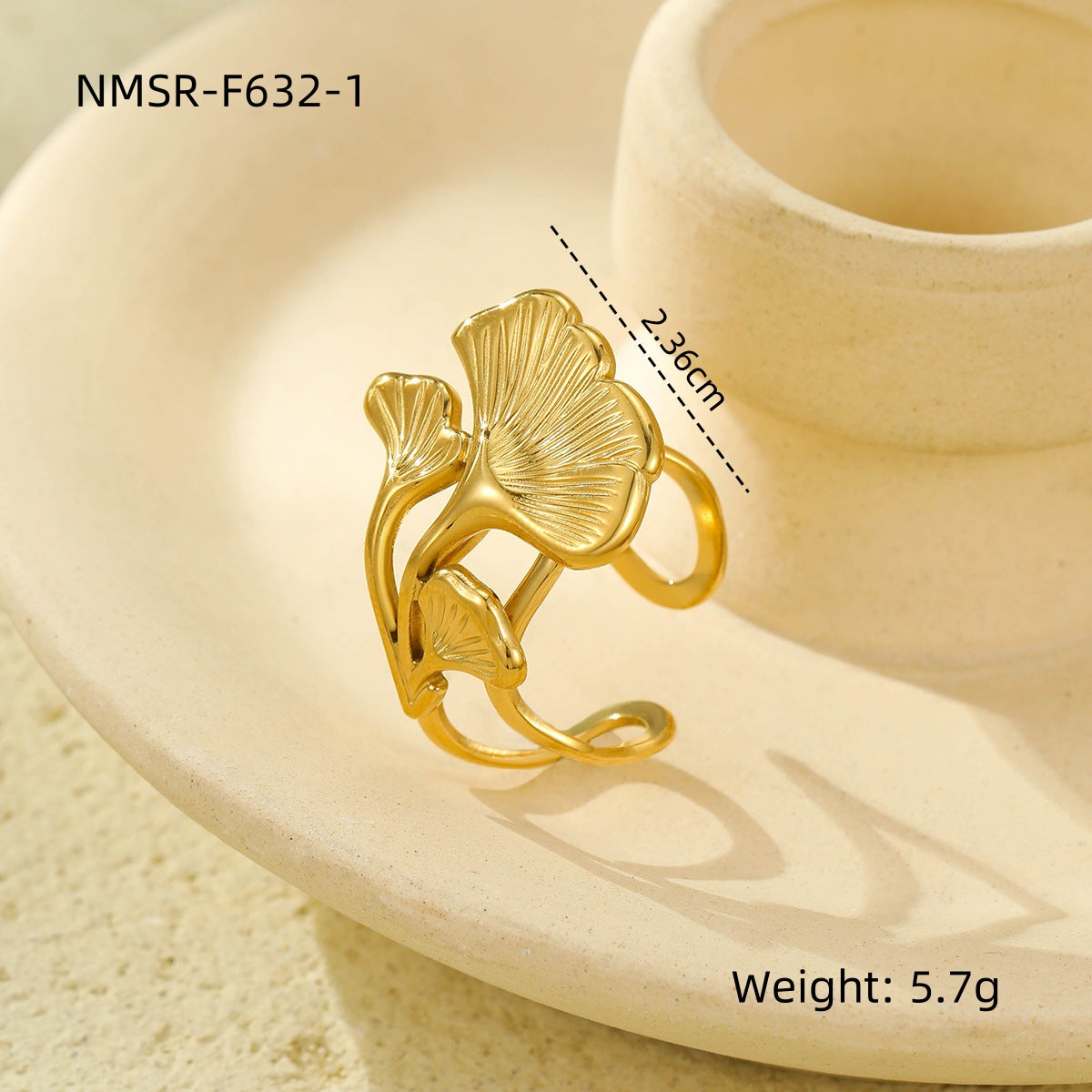 Niche High Sense Ring Ginkgo Leaf Leaves Simple Titanium Steel Ring Women 18K Gold Bracelet Accessories